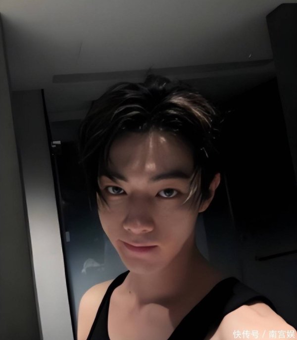 天诚配资 演员许凯被曝长期聚众赌博，牌桌视频曝光，警方已回应